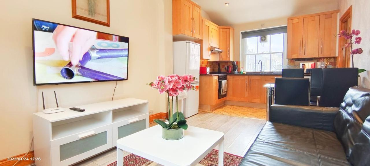 Flat 2, 6 Tauton Mews In Marylebone Apartamento Londres Exterior foto