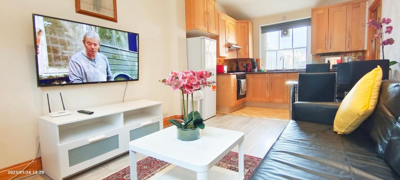 Flat 2, 6 Tauton Mews In Marylebone Apartamento Londres Exterior foto